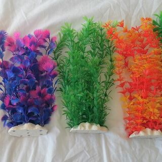 Plastic Plants - 30cm