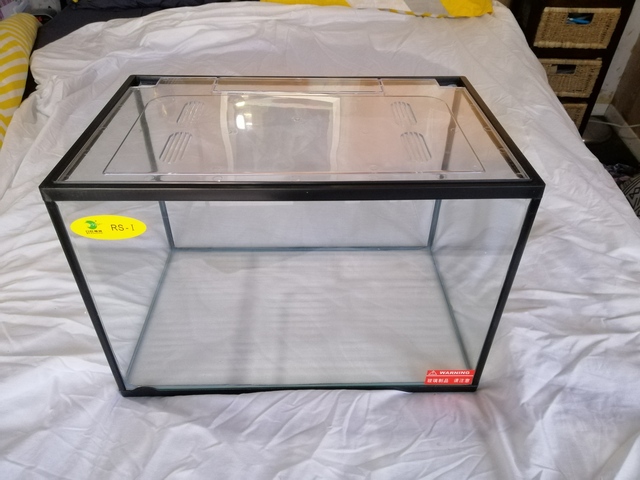 Glass Tank with A Lid - 28L