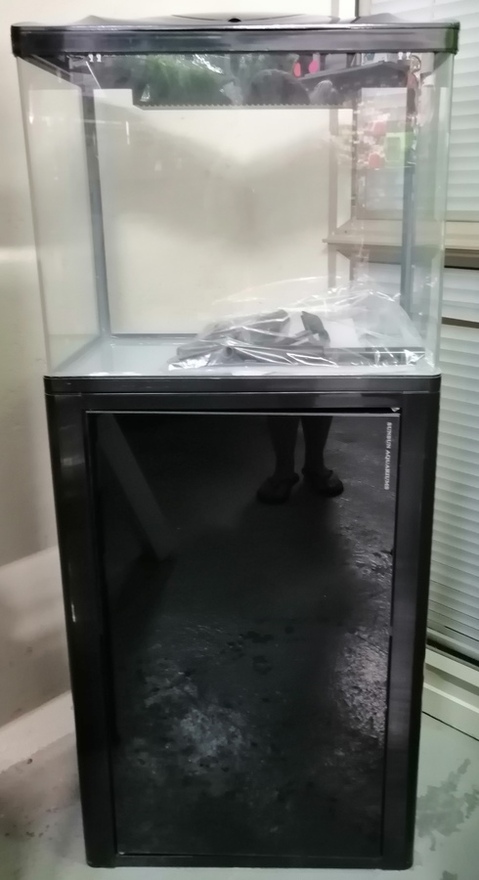 SUNSUN 60L Glass Aquarium with Cabinet - Black