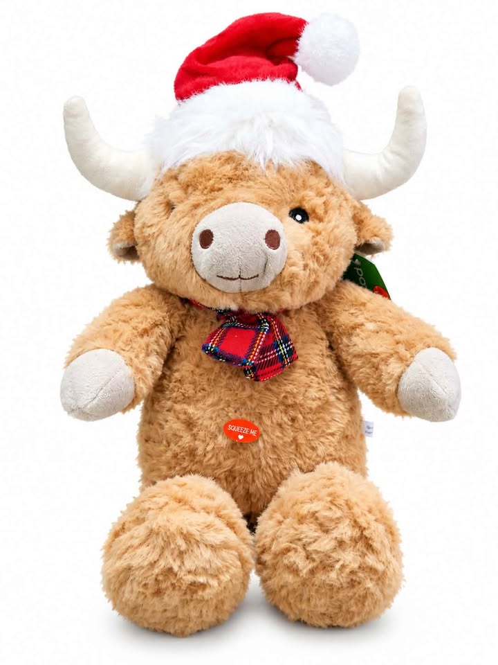 PWP Christmas Highland Cow 37.5cm